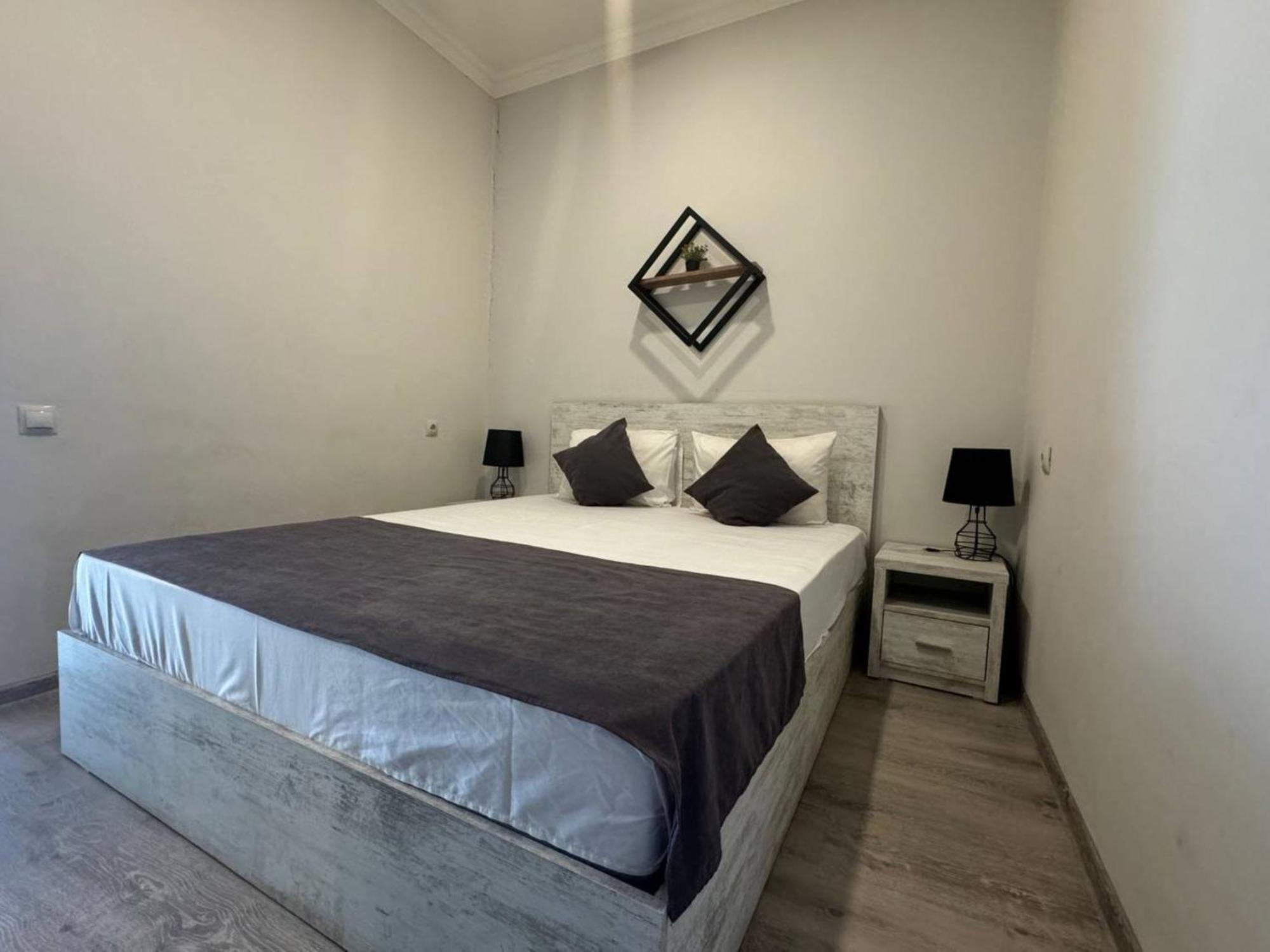 Hotel Menua Yerevan Bagian luar foto